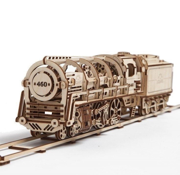 UGEARS STEAM LOCOMOTIVE WITH TENDER