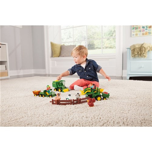 JOHN DEERE FUN ON THE FARM PLAYSET